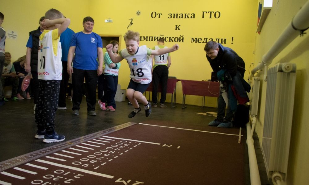 Сдача норм ГТО становится все популярнее в Каменске-Уральском