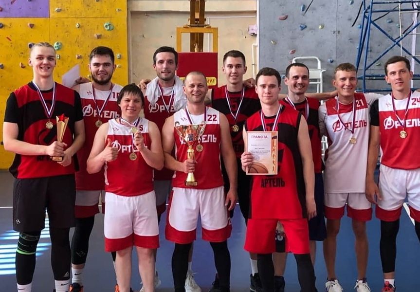 "Артель" - новый чемпион Каменска-Уральского по баскетболу