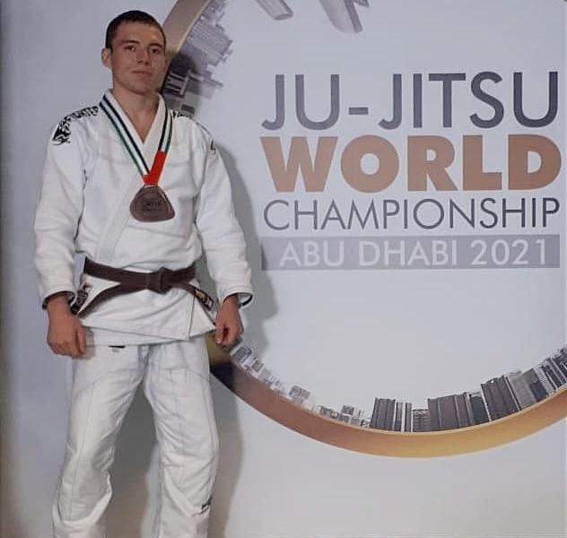Александр в этом году стал бронзовым призером чемпионата мира