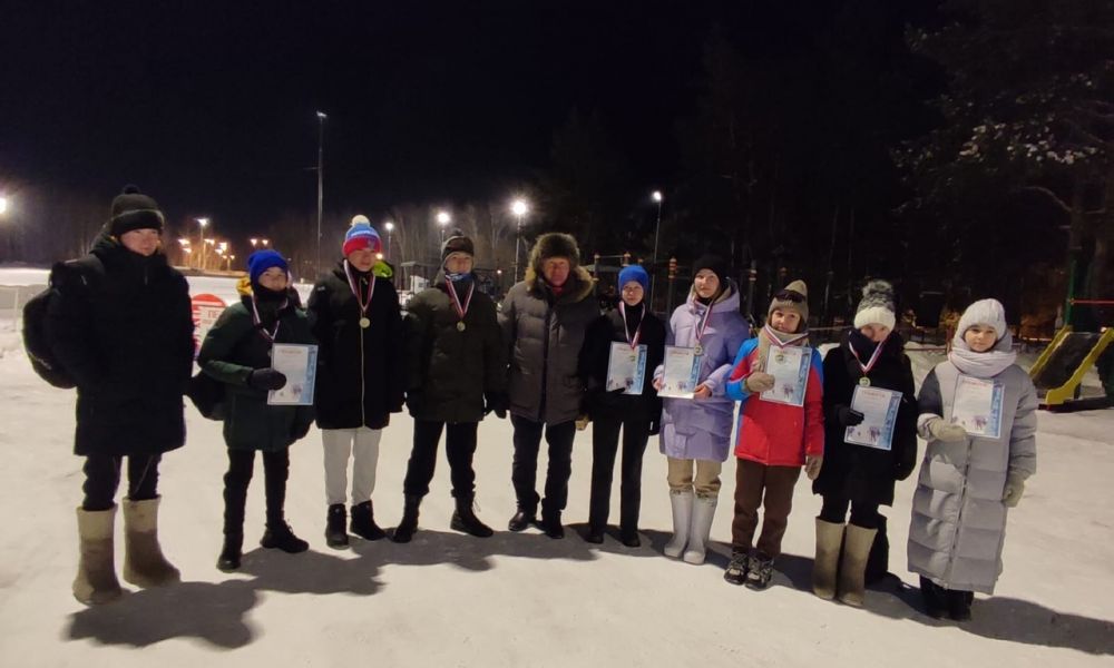 Команда тренера Василия Чемезова собрала богатый урожай - девять наград.