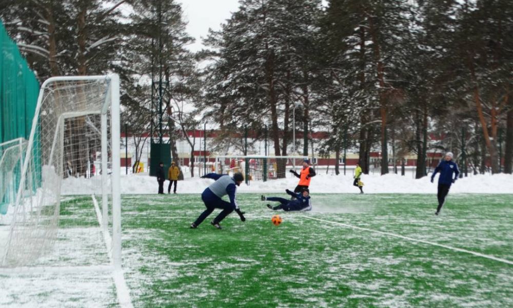 "Синара" начинает зимний чемпионат с победы.