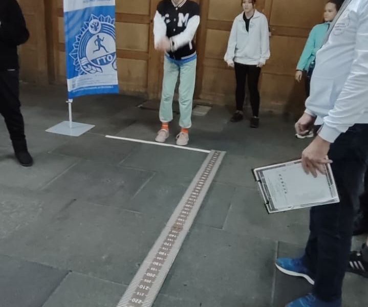 Соревнования по прыжкам от ГТО стали приятным бонусом для первенства города по легкой атлетике