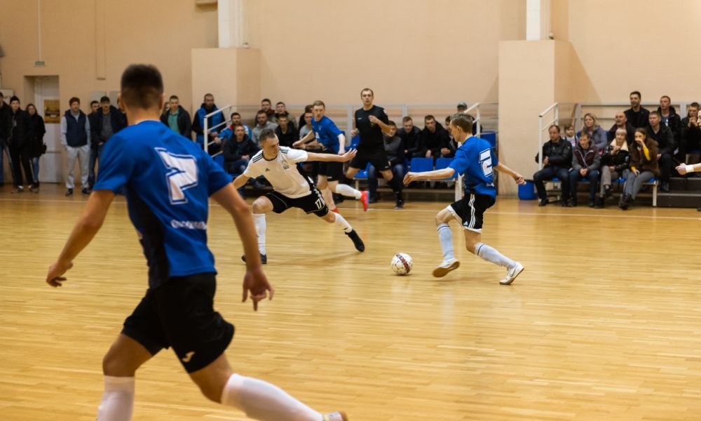 Каменцы еще поборются за золото турнира