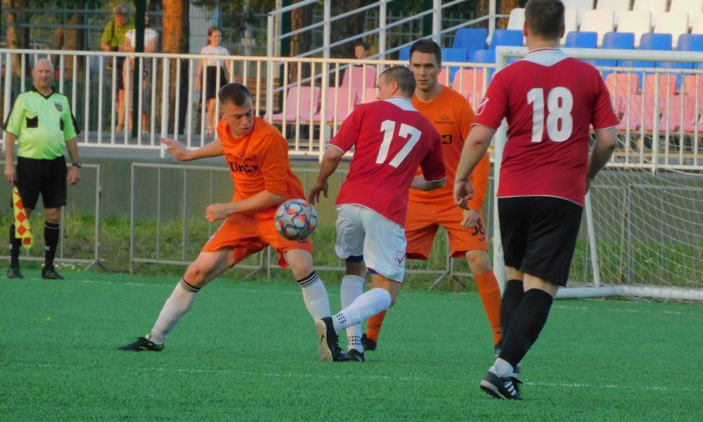 Сразу два "золотых матча" пройдут в рамках первенства города по футболу 8х8
