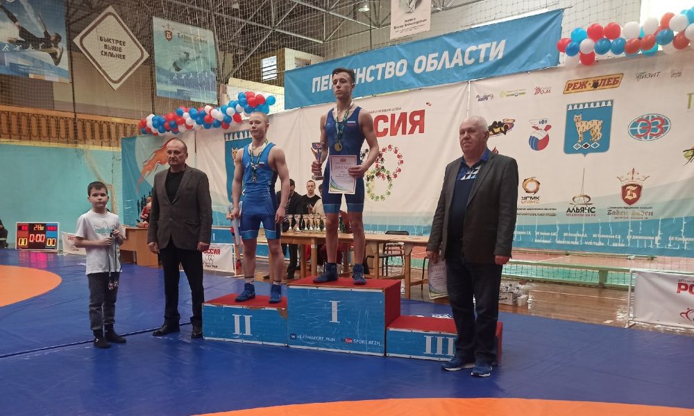 Дмитрий Колокольников на высшей ступени пьедестала почета.