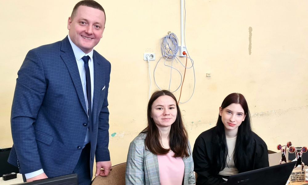 Владимир Мельник с командой, которая работала над уникальной трансляцией