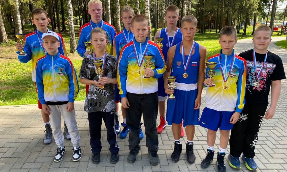 Каменские боксеры - победители турнира в Шарье