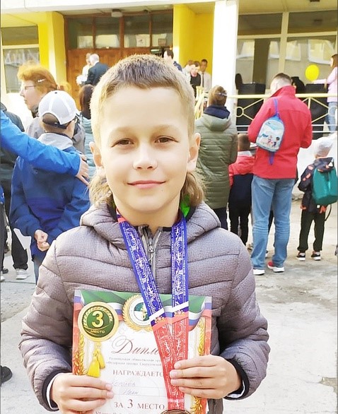 Каменский призер Иван Королев.