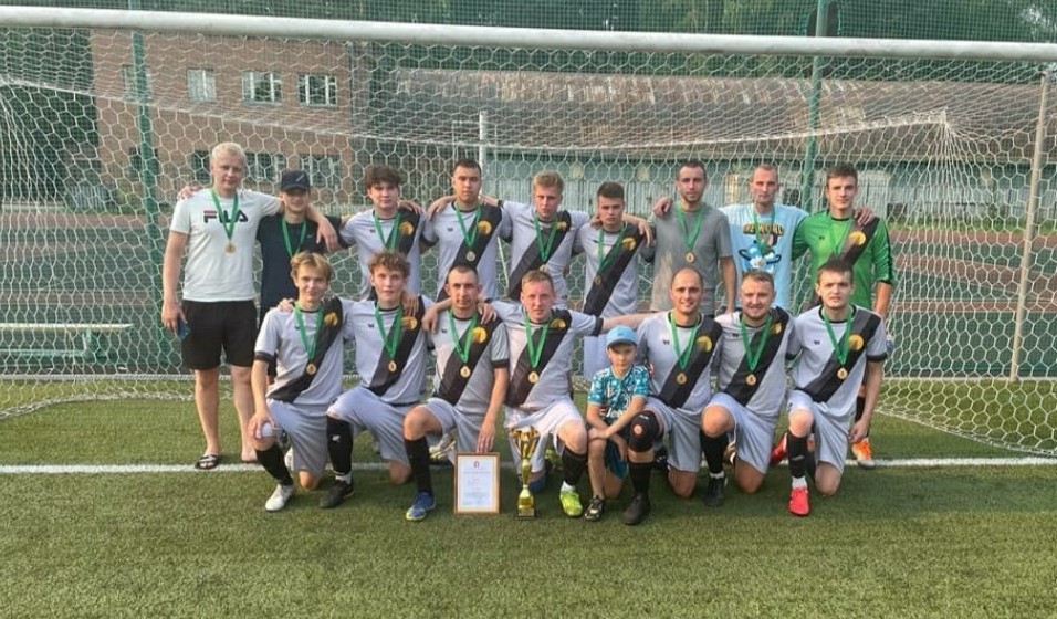 Игроки "УралТермо" вышли в финал первенства области.