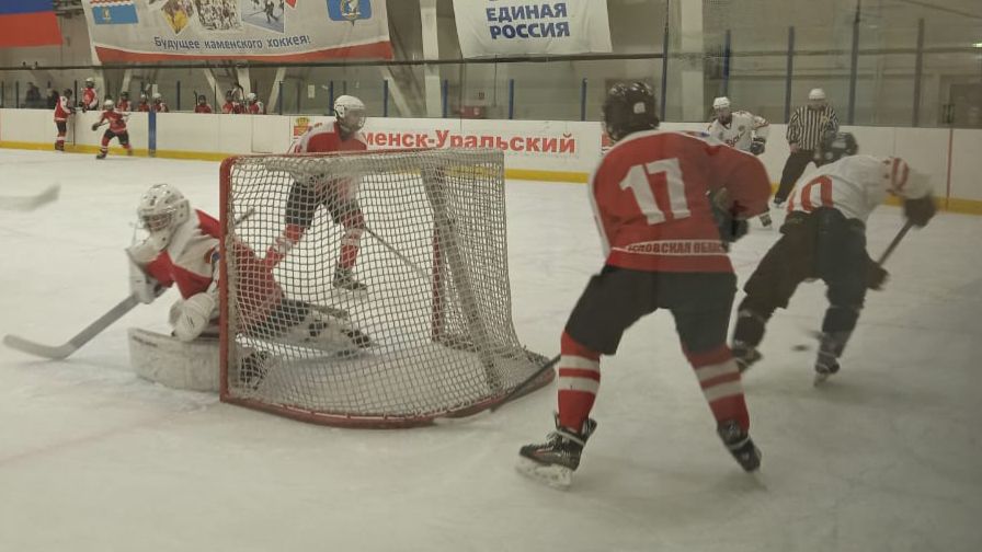 Лидер вновь проиграл, «Уралец» снова выиграл
