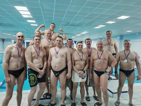 Определили лучших в плавании