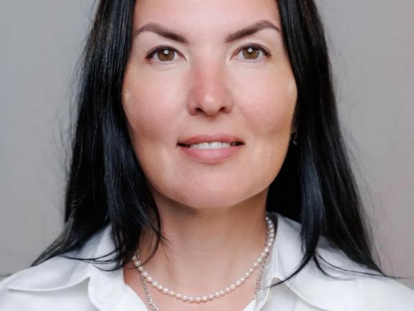 Анжела Зырянова: «Наша работа начинается рано утром, заканчивается поздно вечером»
