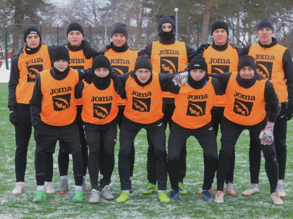 Ничья во встрече лидеров