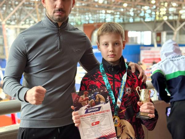 Поляков Илья и Ожиганов Никита - призеры первенства УрФО по кикбоксингу