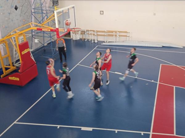 «Баскур» крупно проиграл